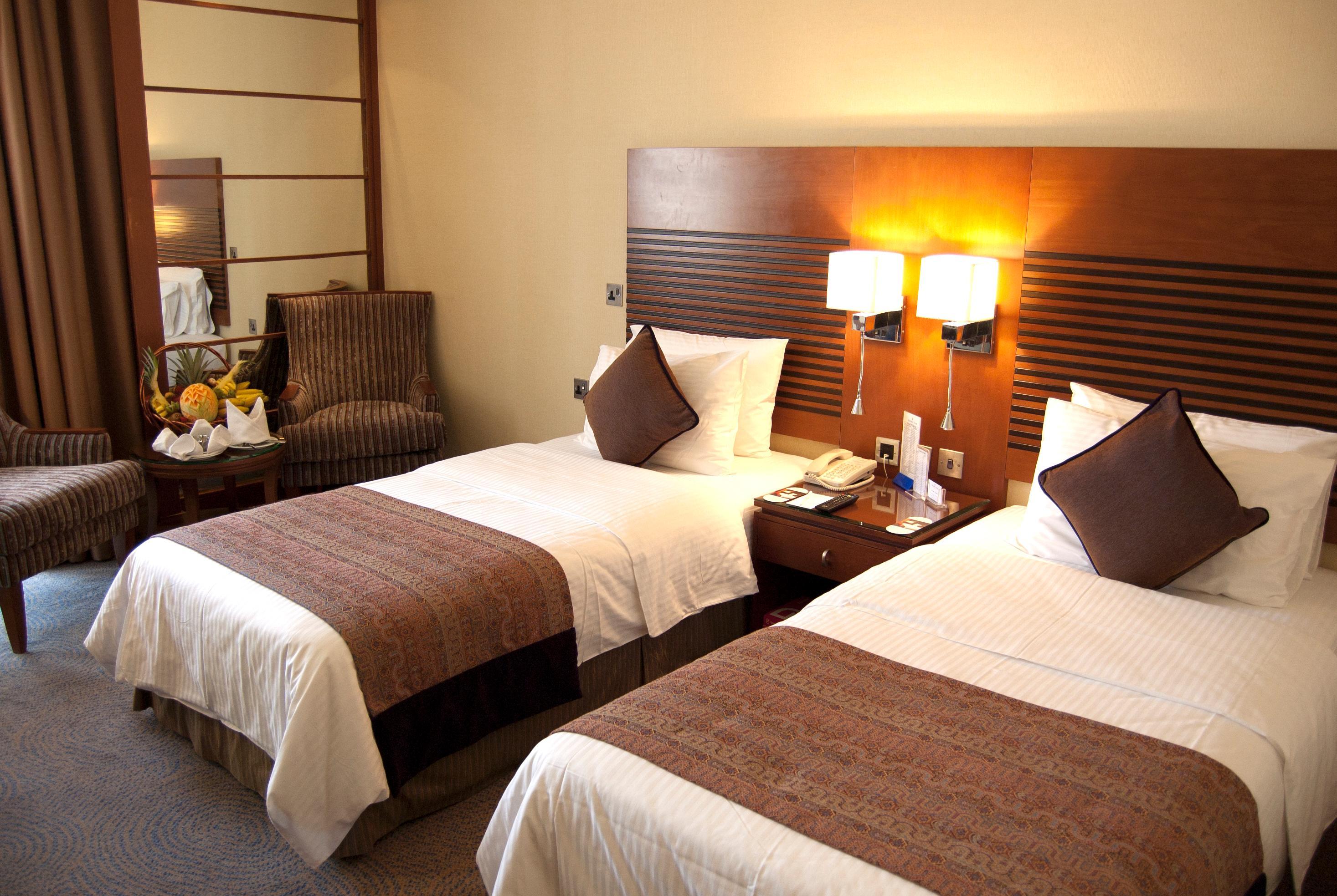 Golden Tulip Bahrain Hotel Manama Exterior foto