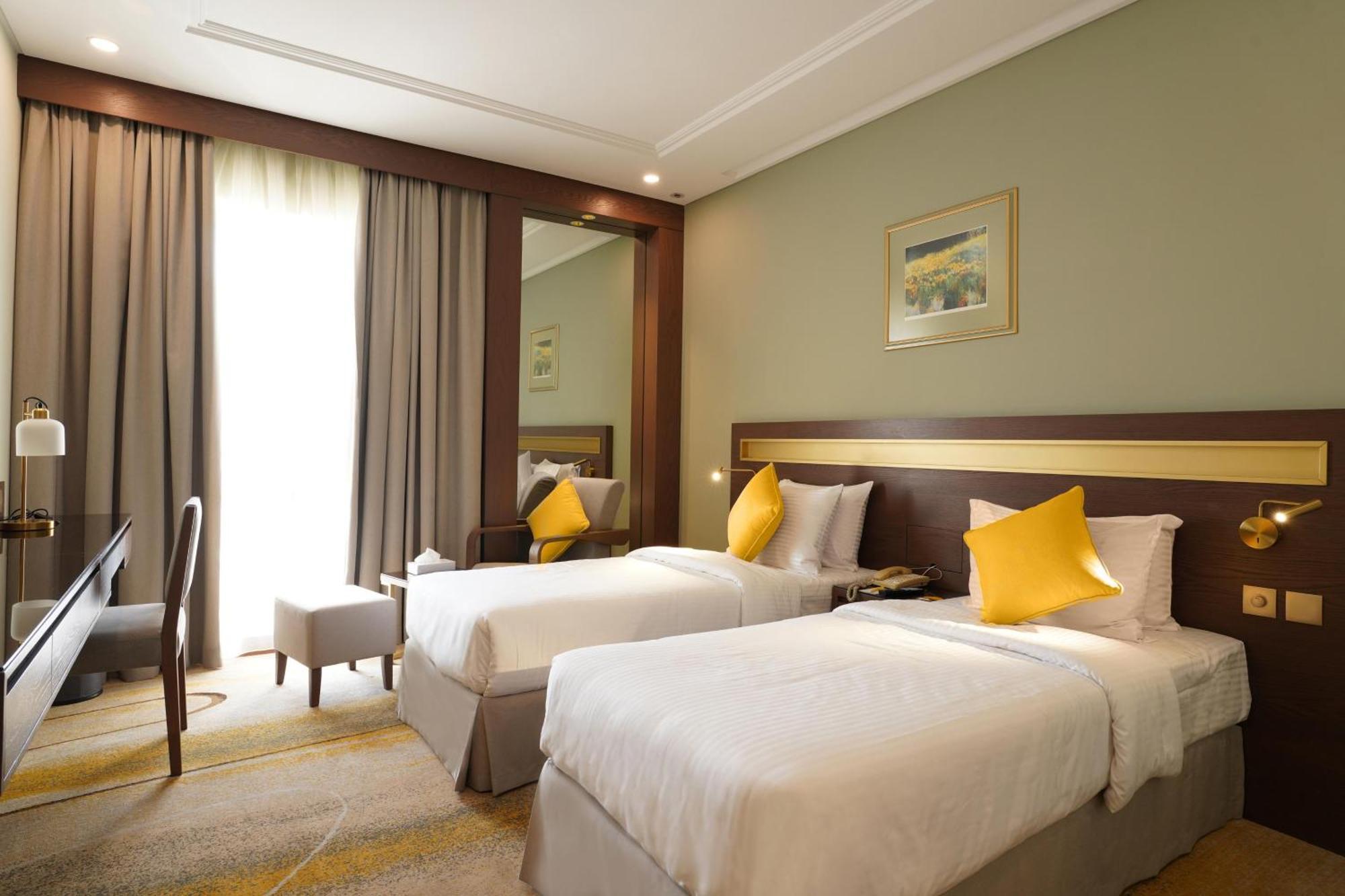 Golden Tulip Bahrain Hotel Manama Exterior foto
