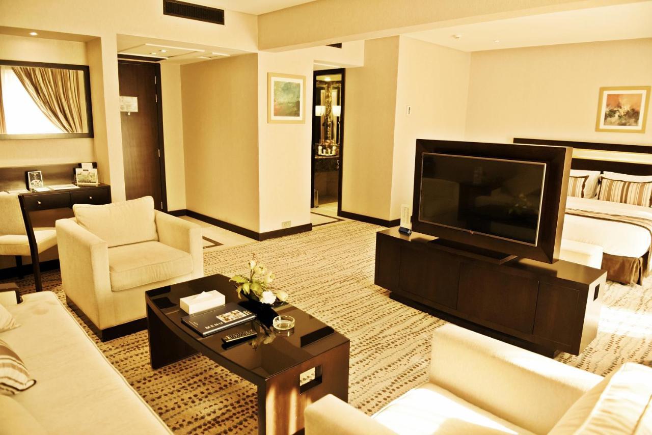 Golden Tulip Bahrain Hotel Manama Exterior foto